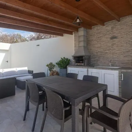 Ada Enjoy ヴィラ *